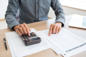 چگونه اضطراب مالی را مدیریت کنیم؟ 